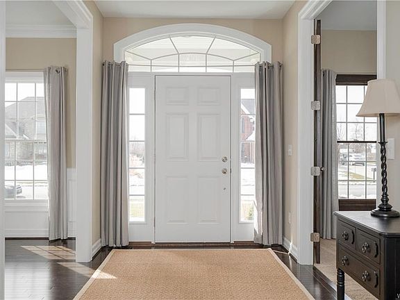 2nd image of 16 Penny Ln