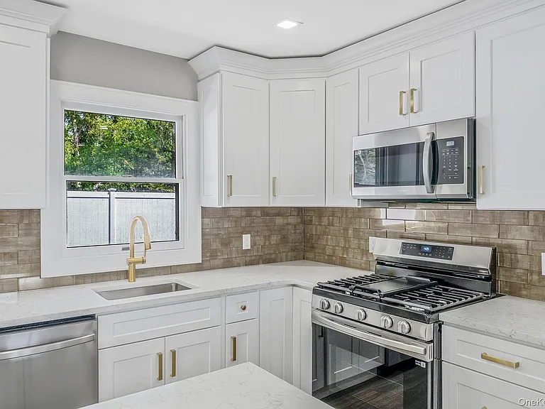 1335 Stony Brook Rd — Photo 11