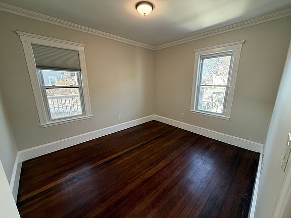 5th image of 55 Iffley Rd #3