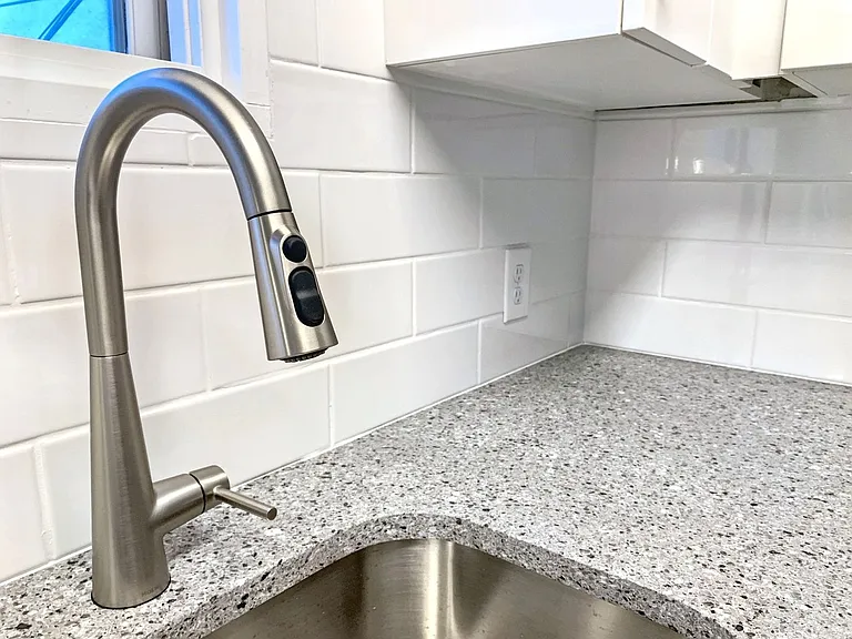 142-146 E Gay St — Photo 10