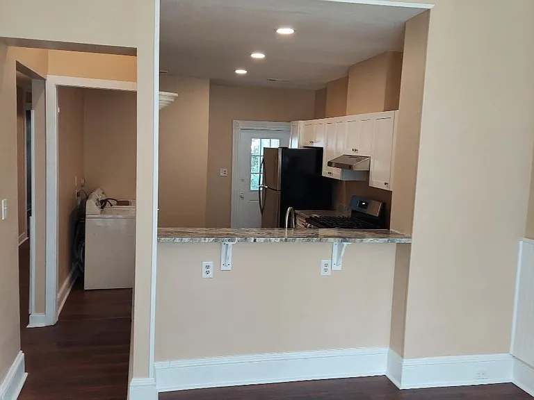 730 Yarmouth St #1 — Photo 4
