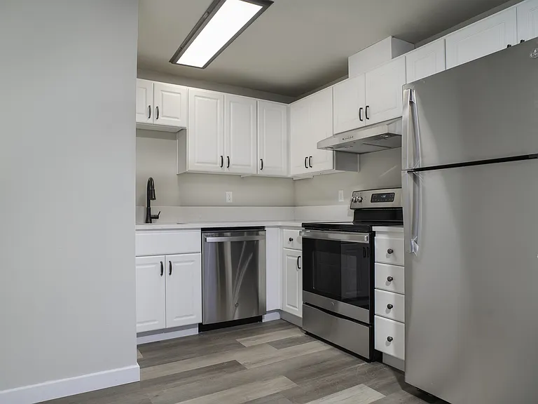 One Bedroom Standard - 550 sq ft One Bedroom Standard - 550 sq ft