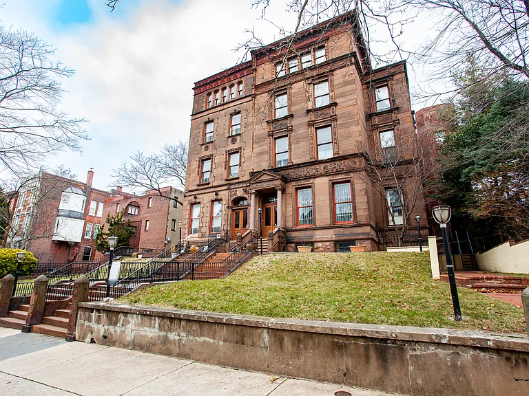 2211 Green St #C1 — Photo 15