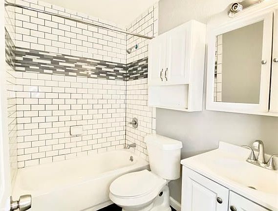 5th image of 7810 Peachtree St APT B
