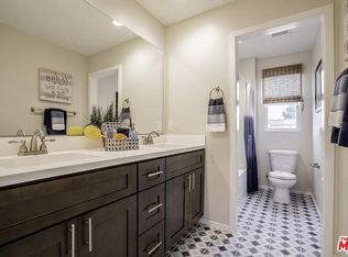 297 S Vermont Ave, Glendora, CA 91741