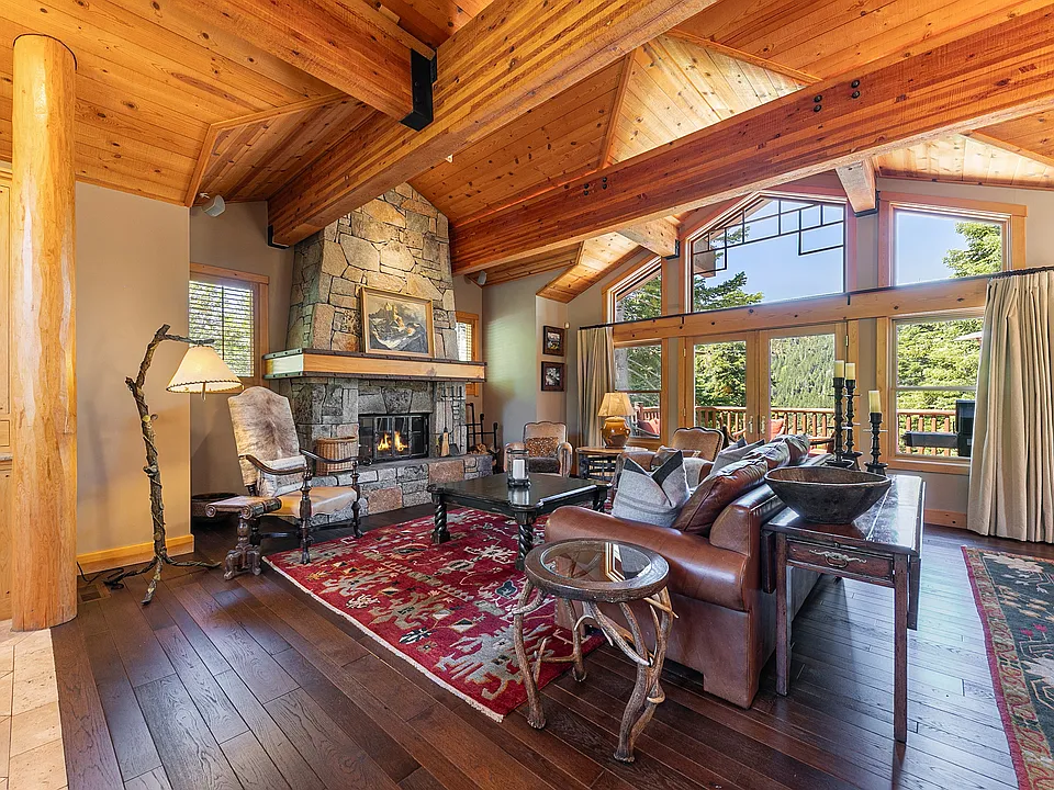 3107 Sierra Crest Ct