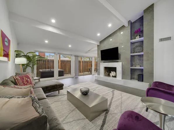 313 Melorine Dr, Grand Prairie, TX 75051