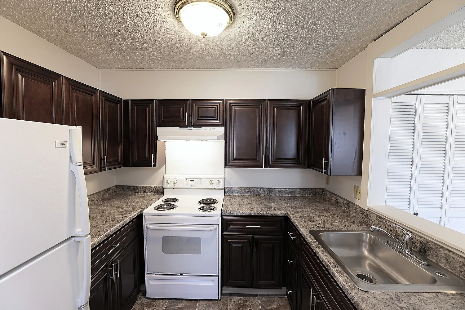 1 bed, 600 sqft, $699 — Photo 4