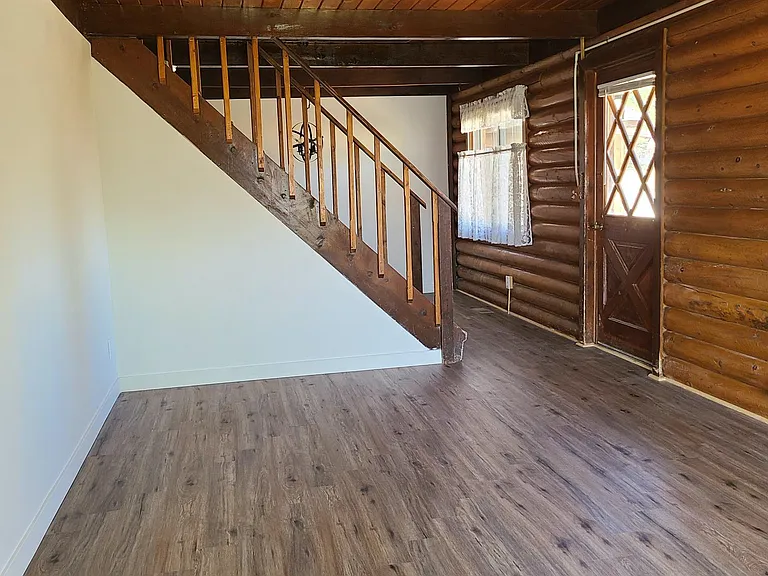 15905 Ellis Ave — Photo 3