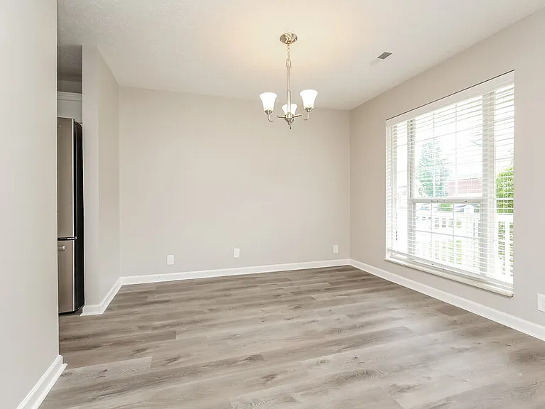 3108 Creekview Ln — Photo 6