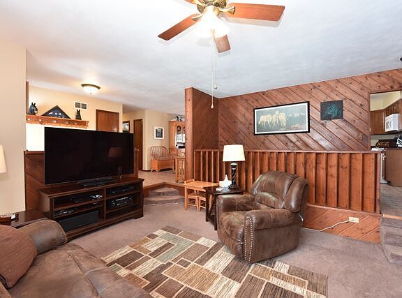 4th image of 706 Holdridge Ave