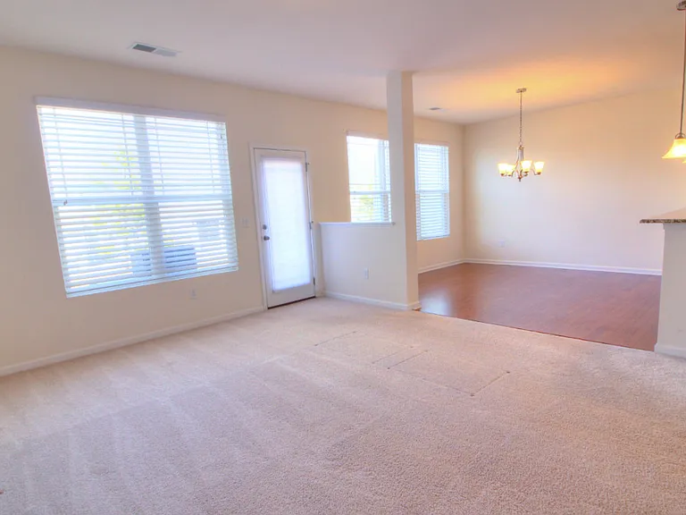 5342 Jessip St — Photo 5