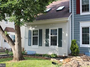 15063 Maple Glen Ct, Dumfries, VA 22025