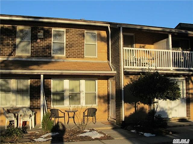 1st image of 65 Artist Lake Dr