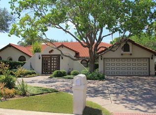 108 Regal Dr, Laredo, TX 78041