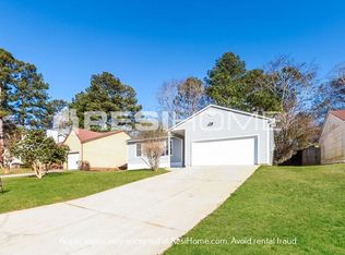 2052 Corners Cir, Lithonia, GA 30058