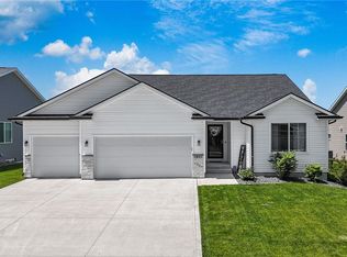1812 Southbridge Dr, Adel, IA 50003