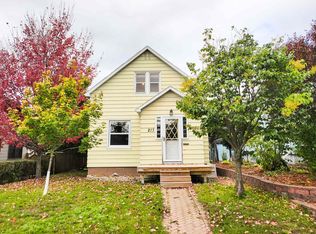 213 3rd St, Proctor, MN 55810