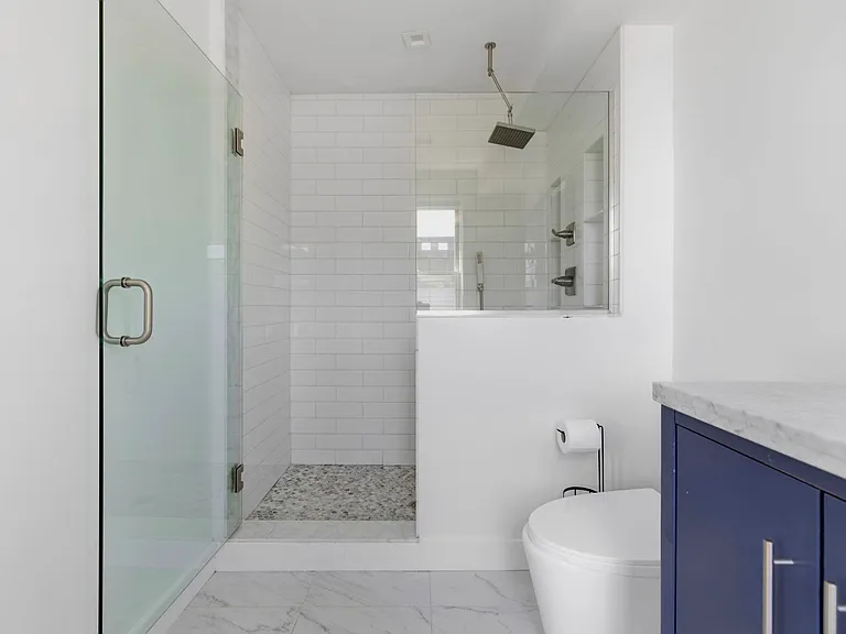 10 Spring Garden St #3 — Photo 18