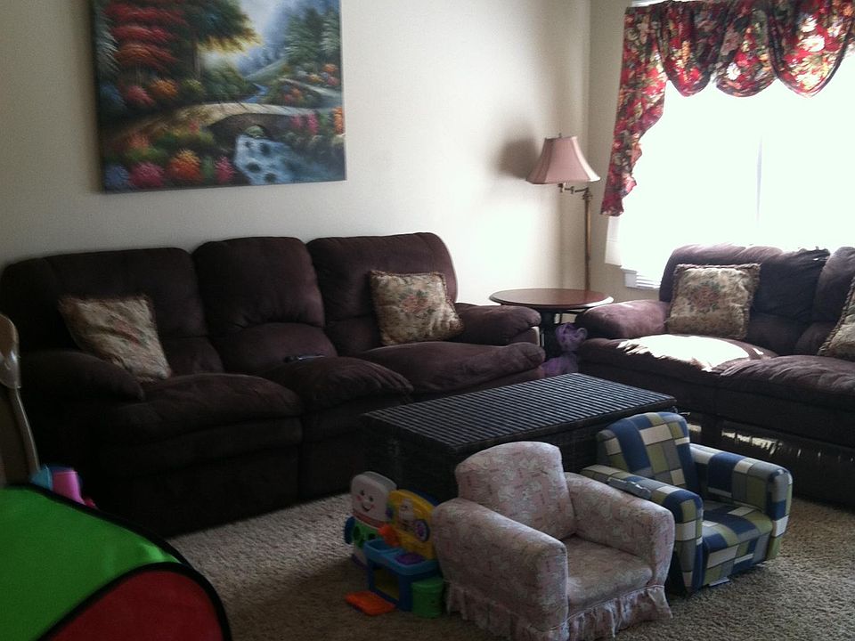 2nd image of 512 E Frech Ave Floor 1