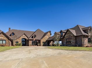 2051 Airlite Rd, Hallsville, TX 75650