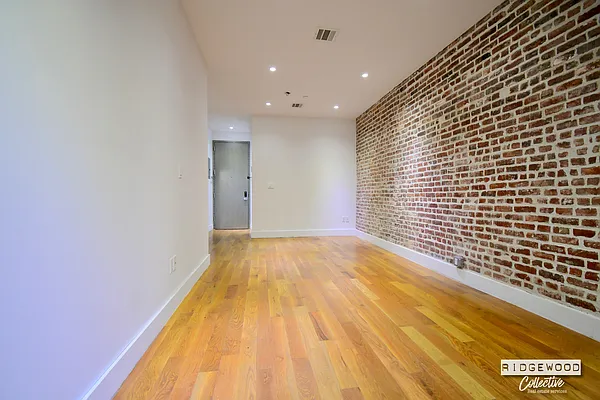 Rented by Voro NYC | media 14