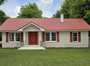 1009 Woodrow Ave, Dublin, GA 31021