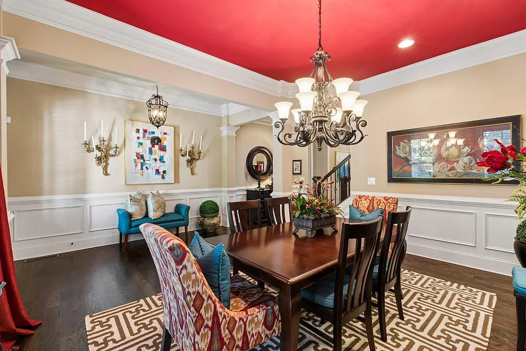 4 bed, 4.0 bath, 3539 sqft, $4,800 — Photo 2