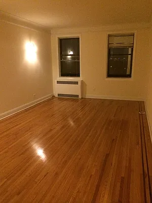 Rented by MTY Group, Inc | media 8