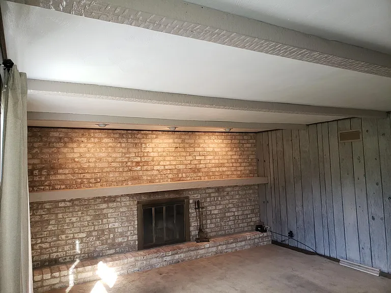 5660 Sharon Dr — Photo 4