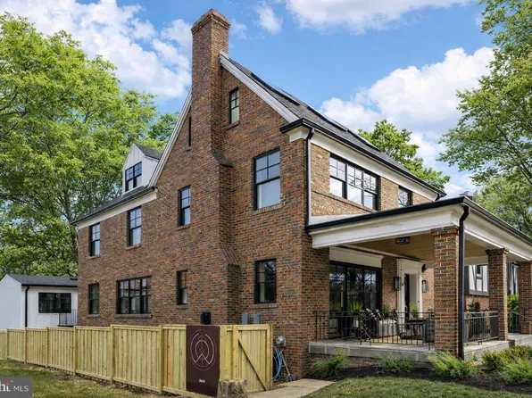 2619 Wisconsin Ave NW, Washington, DC 20007