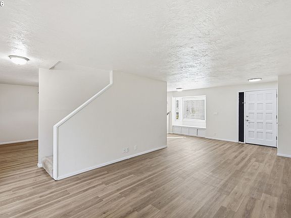 4th image of 7438 A St