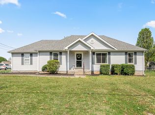 1123 Newberry Dr, Murfreesboro, TN 37130