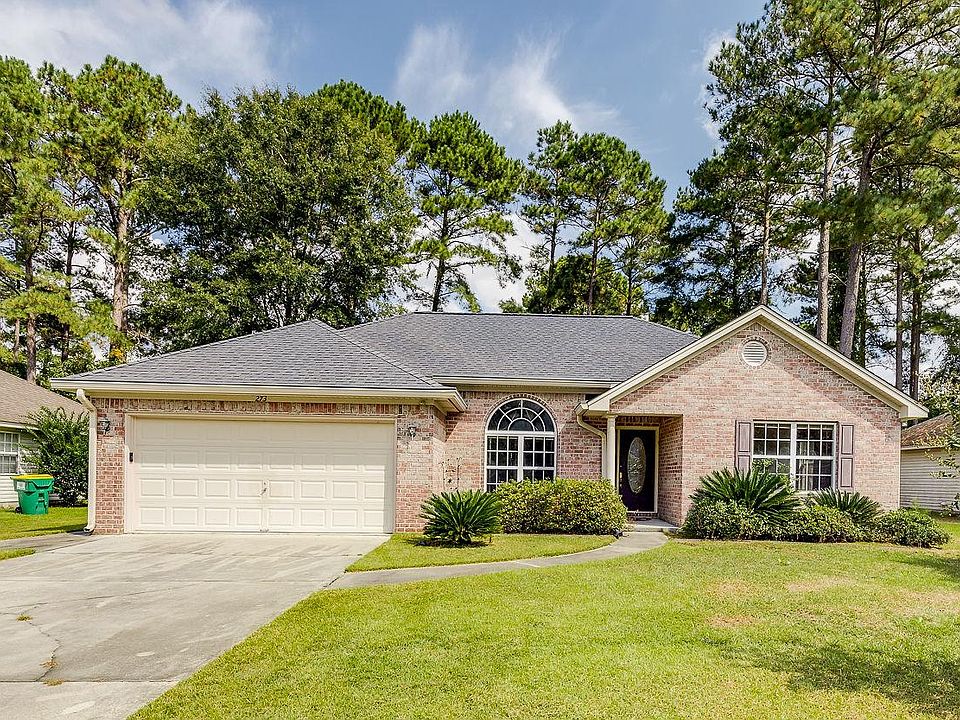 Contact Steve for showings 912-656-7832.