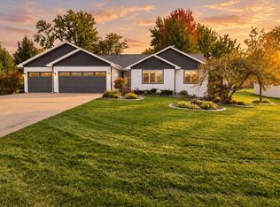W6653 Emerald Ln, Greenville, WI 54942