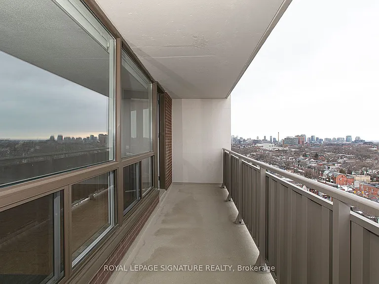 666 Spadina Ave #512 — Photo 6