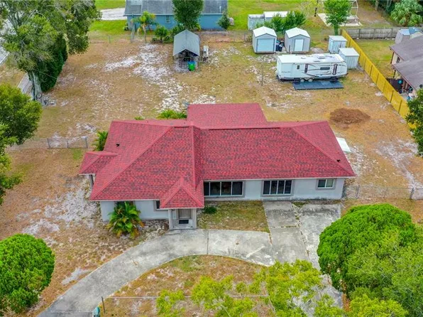 5798 58th St N, Kenneth City, FL 33709