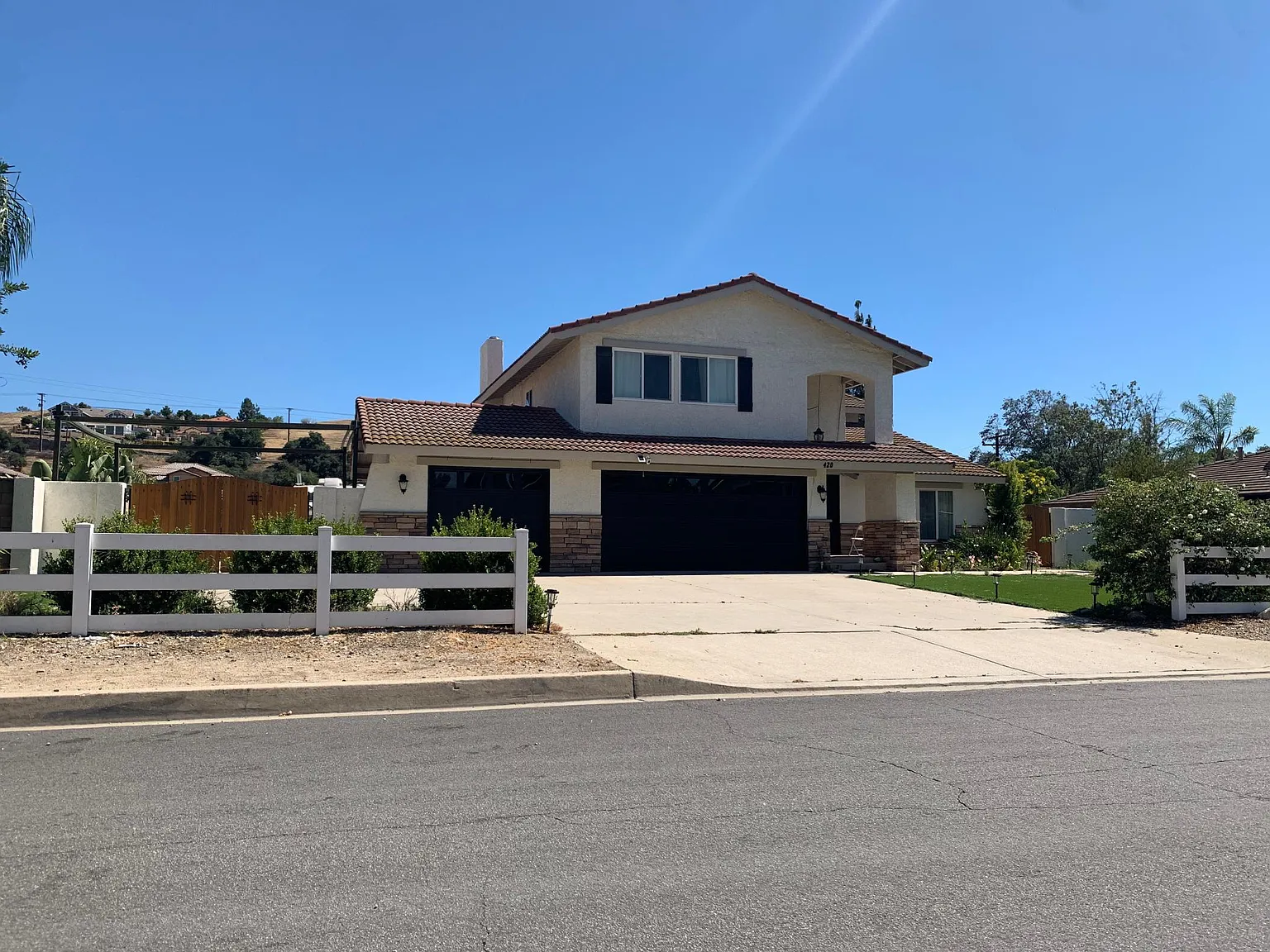 Mustang Ct, San Dimas — Photo 3