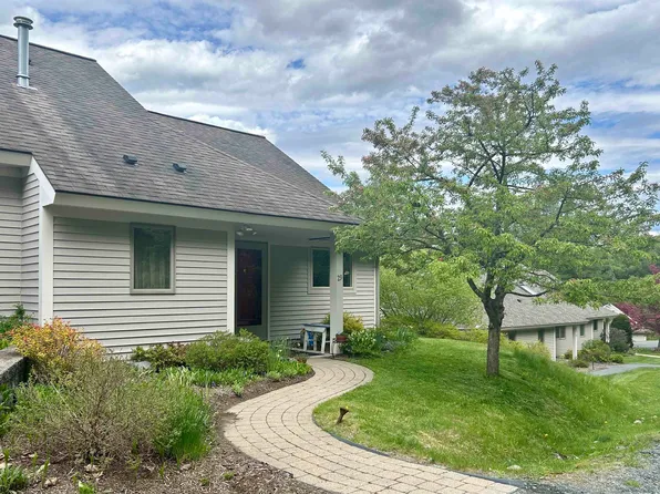 29 Sycamore Drive, Hartford, VT 05001