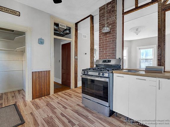 3rd image of 5 Sachem St #13