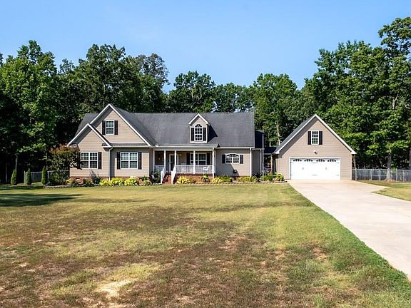 2nd image of 1376 Witty Rd