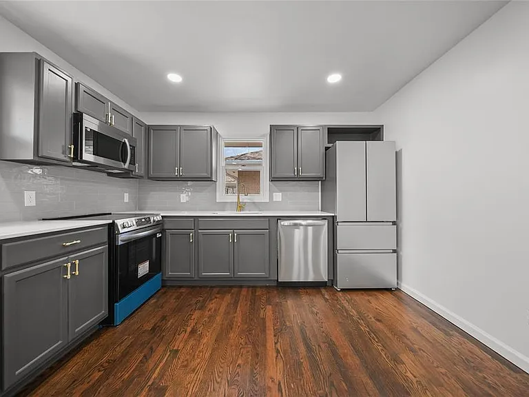 1034 W Boyd St — Photo 8