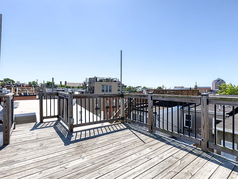 734 S Robinson St — Photo 26