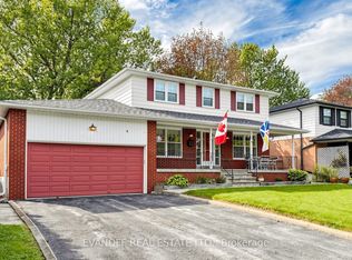 4 Galloway Rd, Toronto, ON M1E1W4