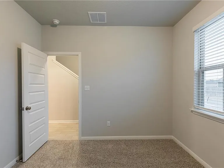 2020 Pecan Island Dr — Photo 13