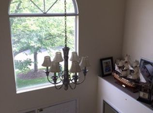 135 Castle Ridge Dr #68, East Hanover, NJ 07936