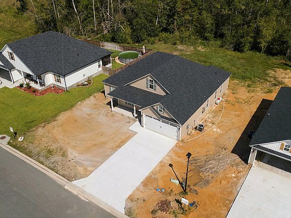 4th image of 3908 Lu Ln