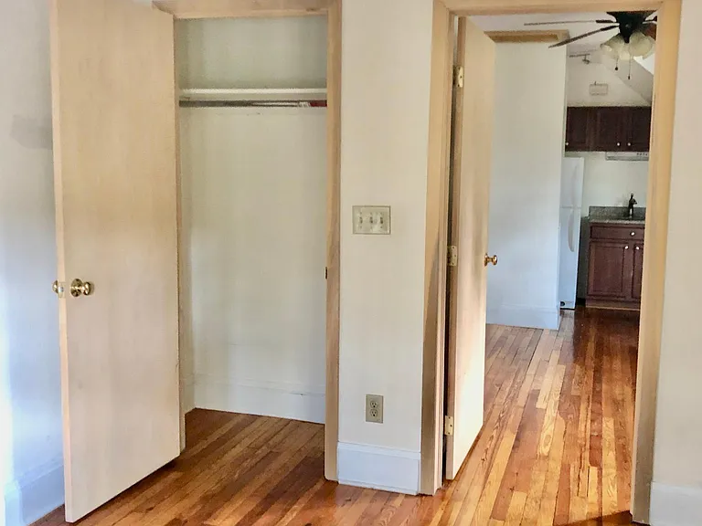 12795 Cedar Rd #3 — Photo 6