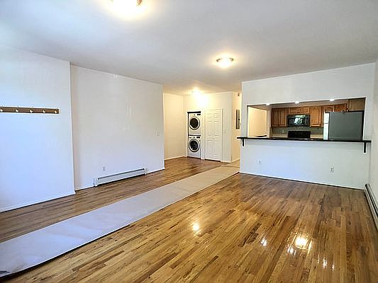 1st image of 230 Gates Ave #1