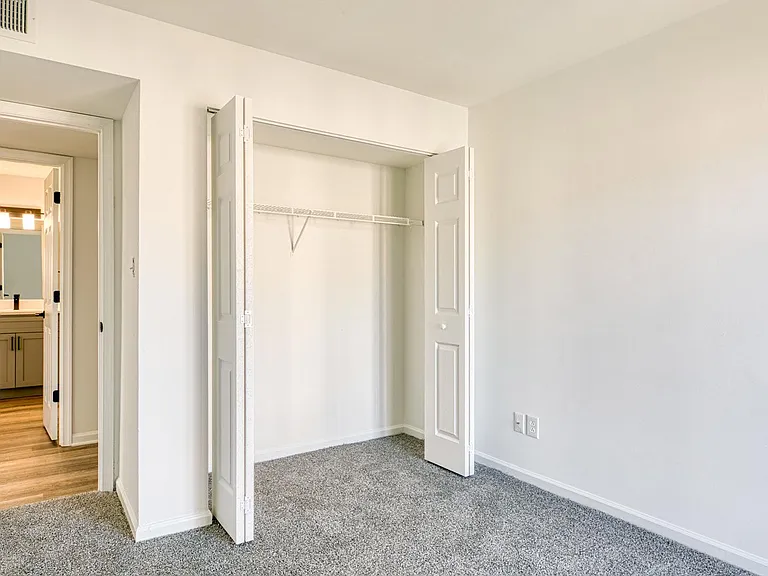 Latitudes Apartments — Photo 16